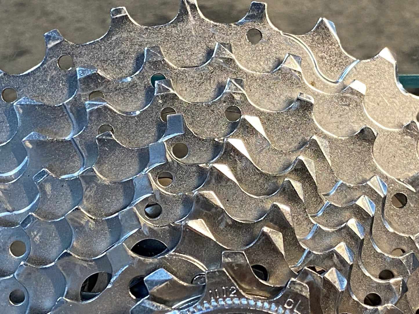 IJ568 シマノ SHIMANO CS-HG500-10 11-32T 10速 スプロケット