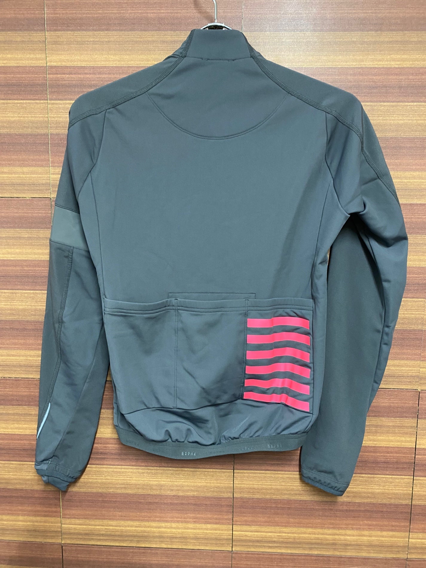 HT220 ラファ Rapha プロチームトレーニングジャケット PRO TEAM TRAINING JACKET グレー XSサイズ