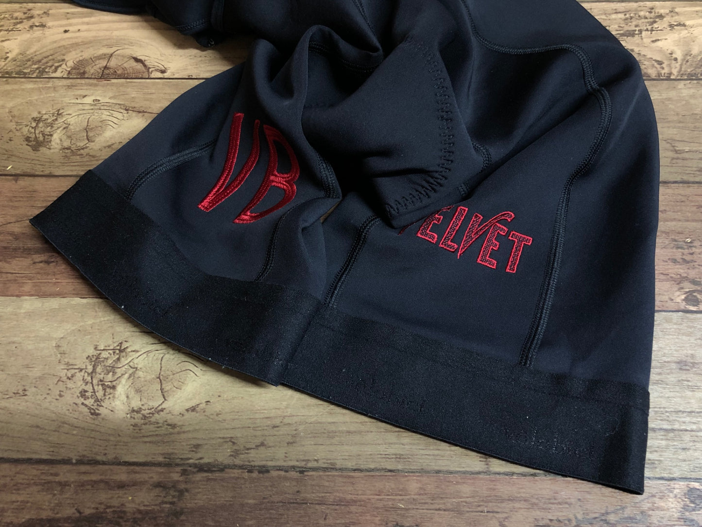 IM178 ヴェロビチ VELOBICI VELVET ビブショーツ 黒 4