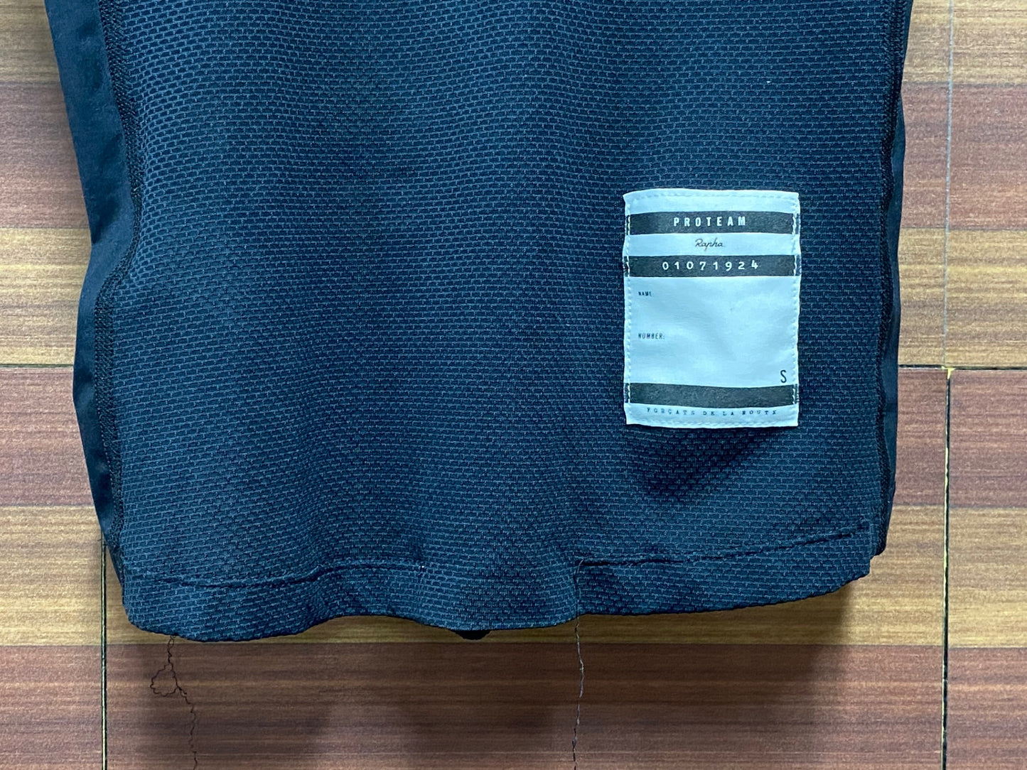 IU959 ラファ Rapha PRO TEAM LAYER SLEEVELESS ノースリーブ べースレイヤー 黒 S ※ほつれ