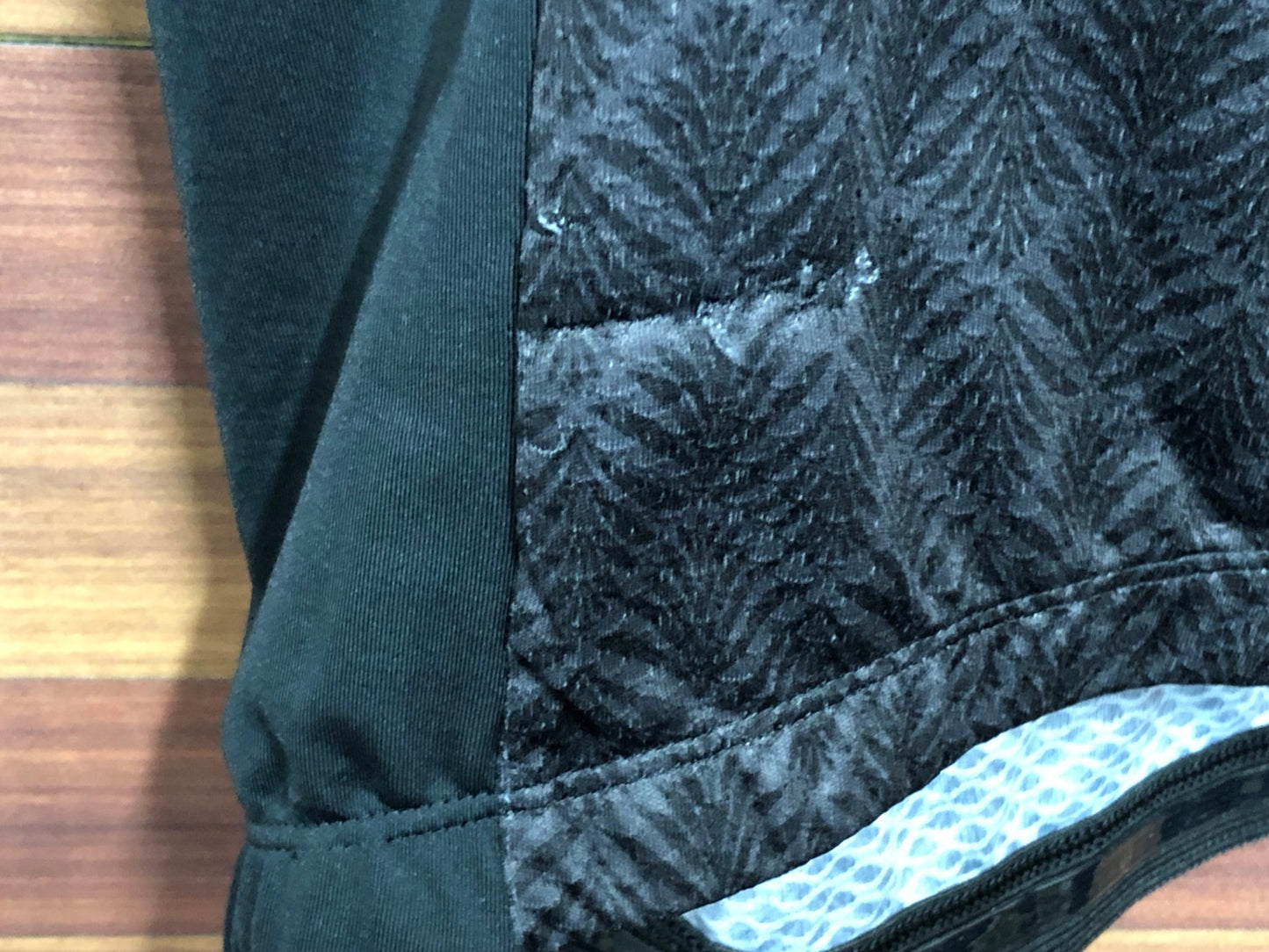 IO226 リオンドカペルミュール Lion de kapelmuur 半袖サイクルジャージ 黒 L