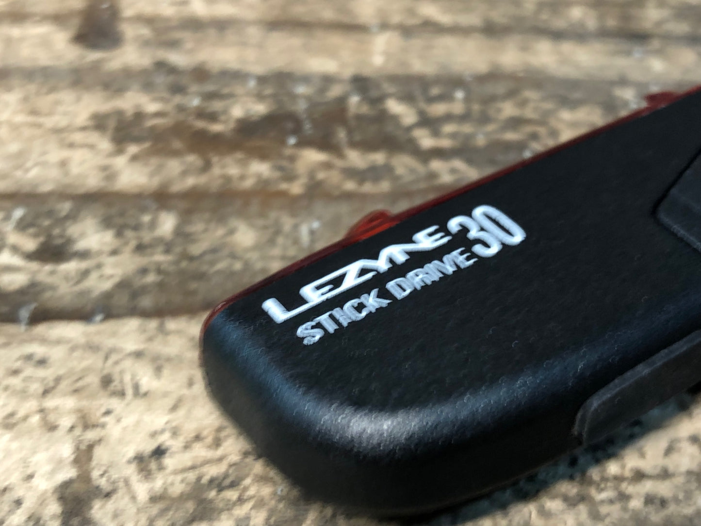 IU134 レザイン LEZYNE STICK DRIVE 30 テールライト 点灯確認済み