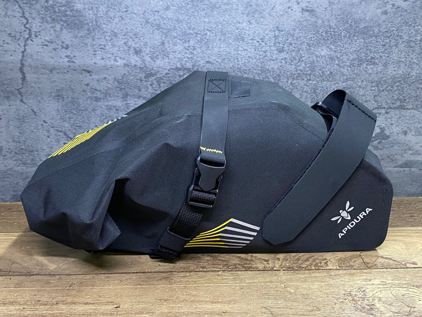 IT876 アピデュラ APIDURA SADDLE PACK サドルバッグ