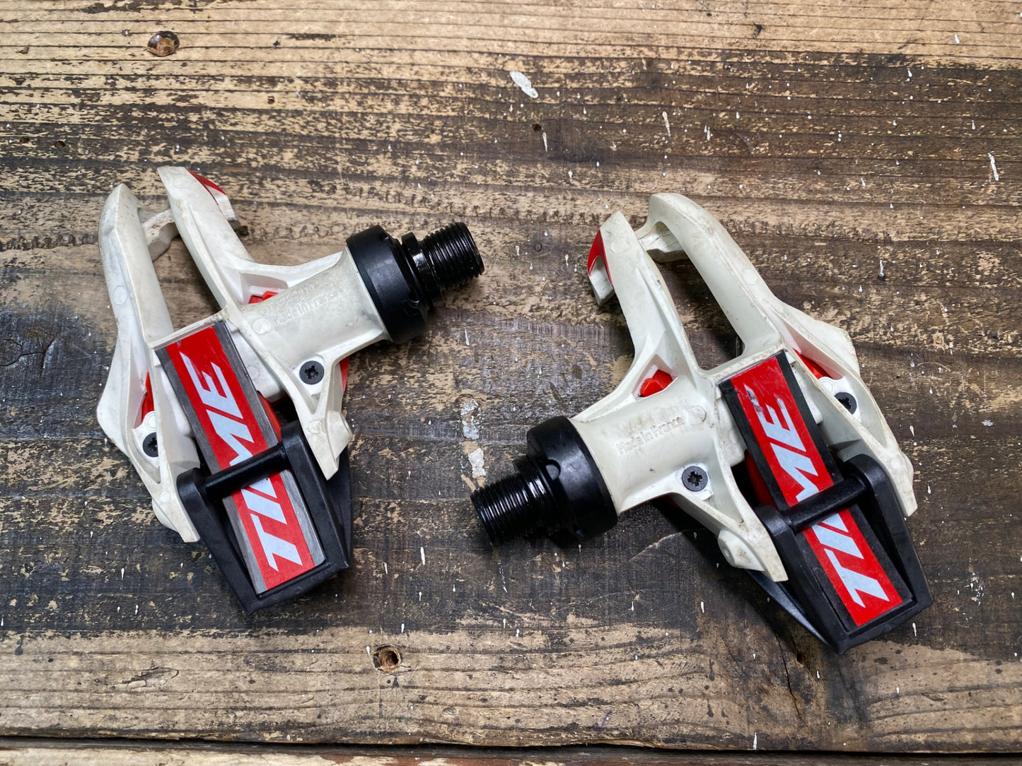 JC273 タイム TIME エクスプレッソ XPRESSO 8 PRO ビンディングぺダル 赤 白