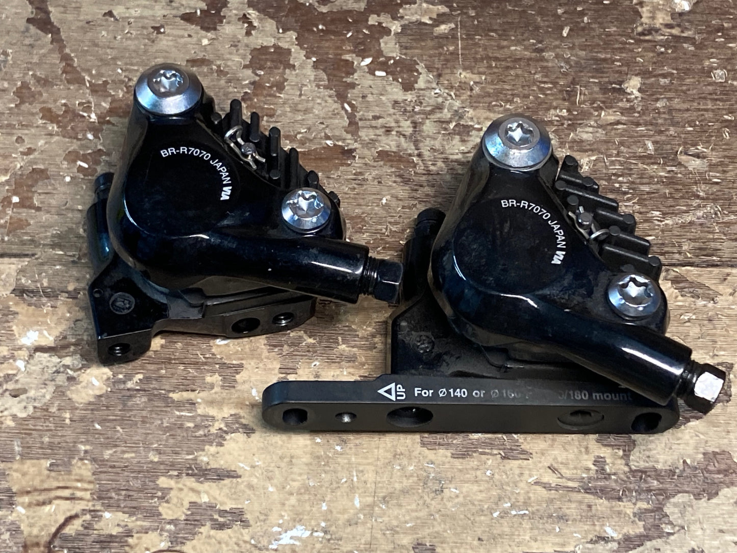 IJ757 シマノ SHIMANO 105 ST-R7020 BR-R7070 STIレバー ブレーキキャリパー セット