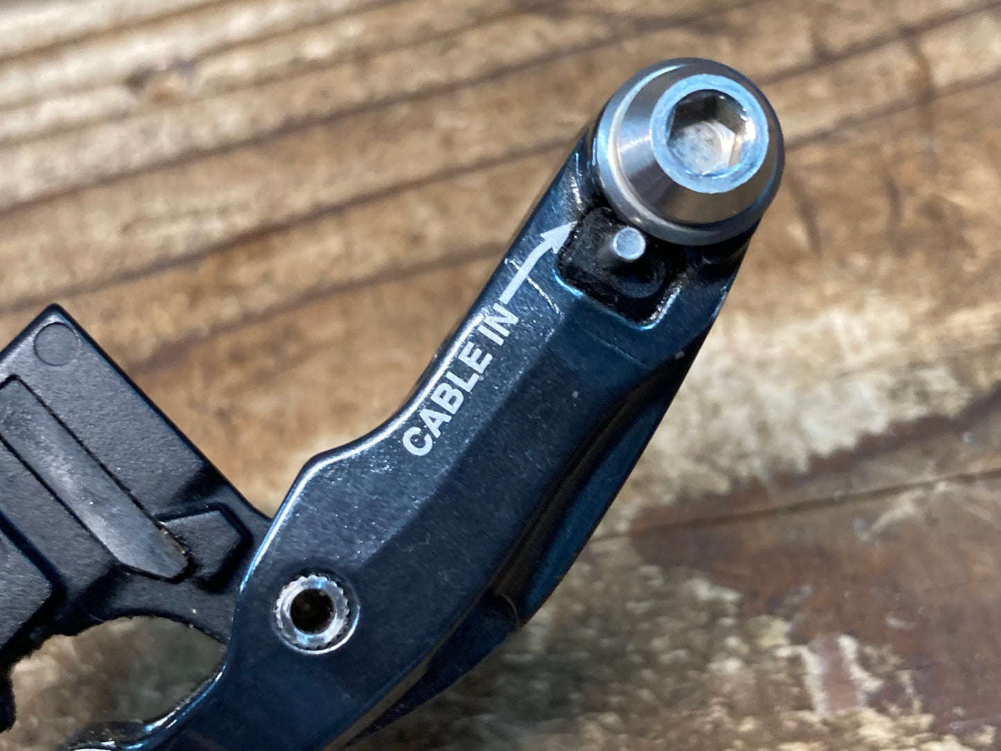 IU333 シマノ SHIMANO ティアグラ Tiagra FD-4700 フロントディレイラー 2S 直付け