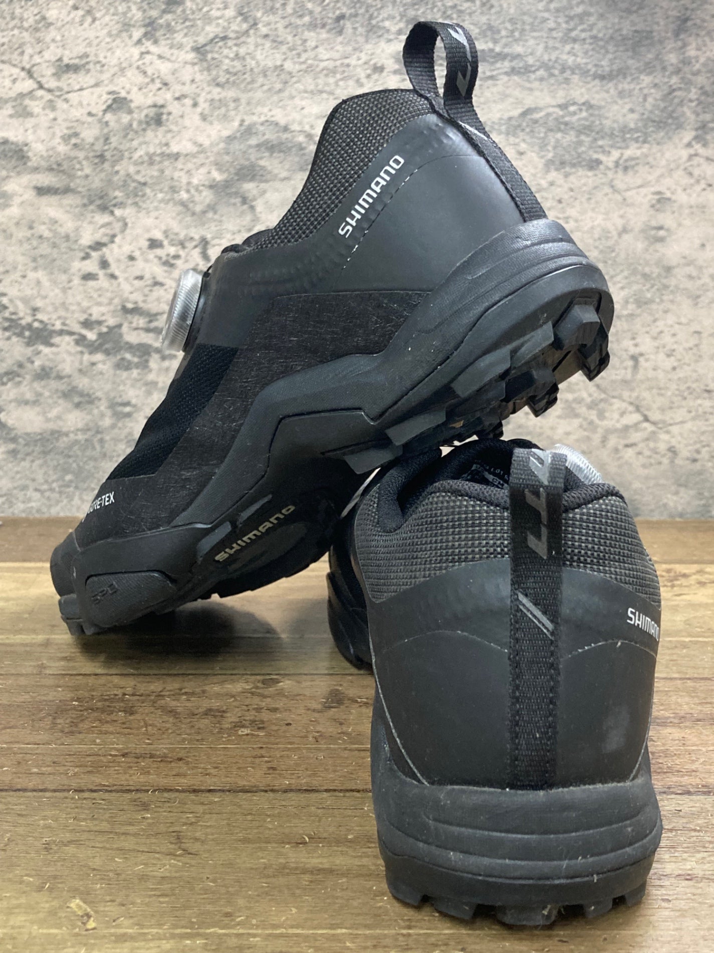 IY836 シマノ SHIMANO SH-MT701G L01 ビンディングシューズ SPD EU41 GORE-TEX