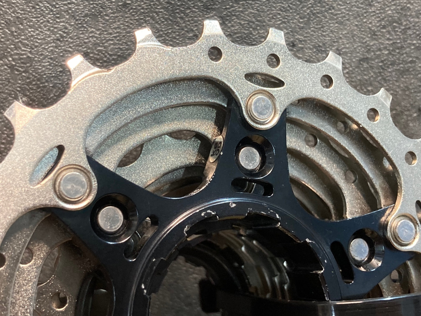 HW273 シマノ SHIMANO アルテグラ ULTEGRA CS-6800 スプロケット 12-25T 11S