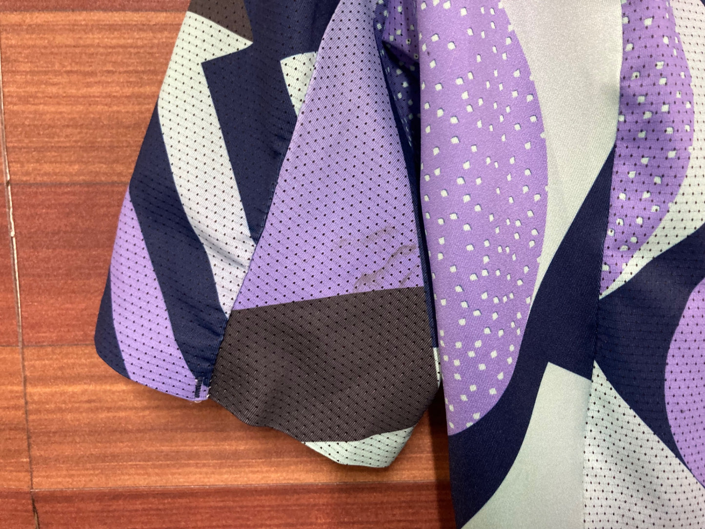 IM300 ELUSIVE 半袖 サイクルジャージ 総柄 S