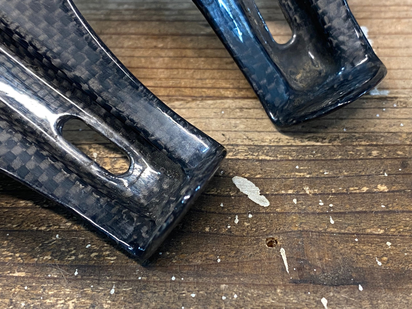 IQ329 エリート ELITE カーボン ボトルケージ ２個セット