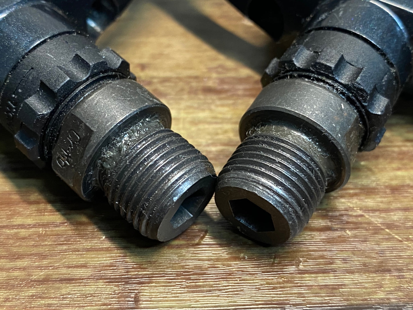 IX976 シマノ SHIMANO PD-ED500 ビンディングペダル SPD 黒