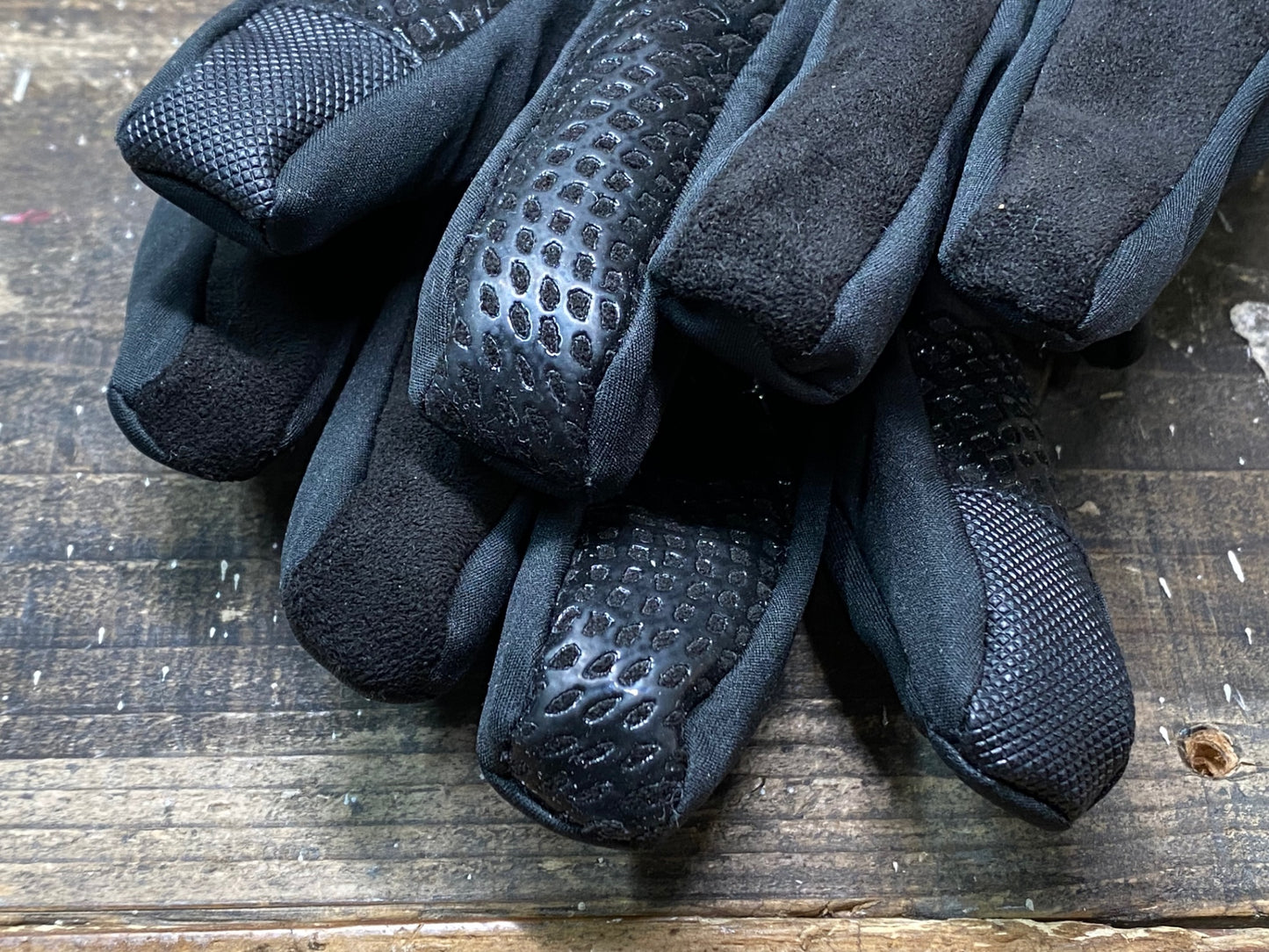 IQ828 カステリ CASTELLI ROSSO CORSA 長指 グローブ 黒 S 裏起毛