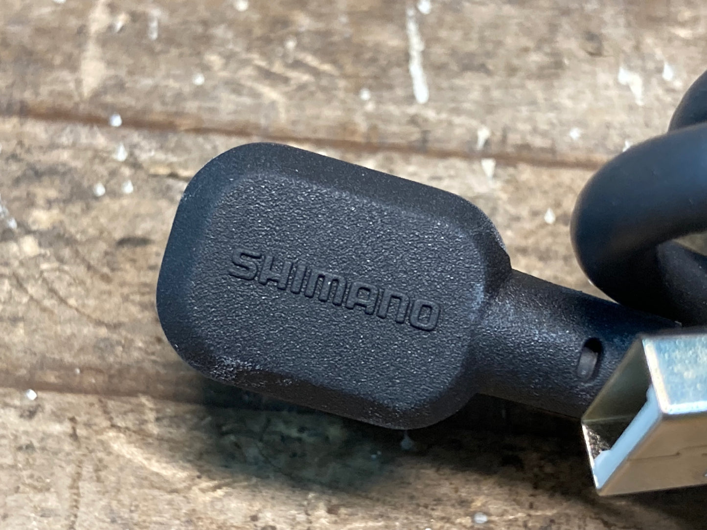 IQ091 シマノ SHIMANO EW-EC300 充電コネクター