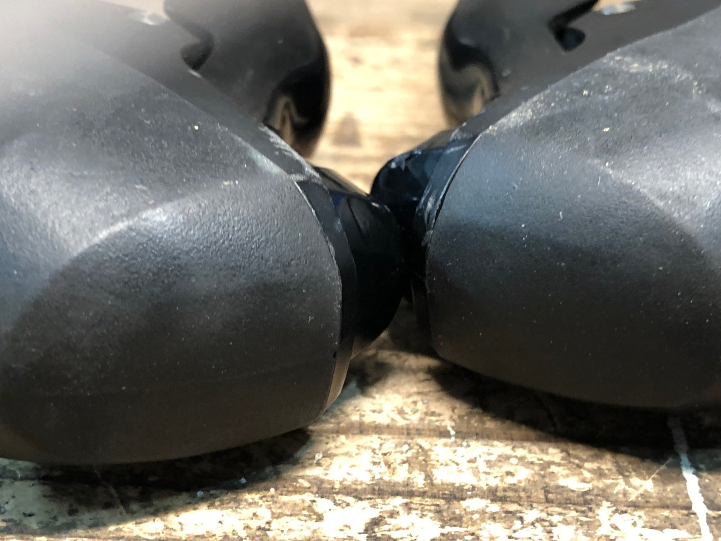 IX967 シマノ SHIMANO 105 ST-R7000 STIレバー 左右セット 2×11S ※傷あり、ブラケットに破れ