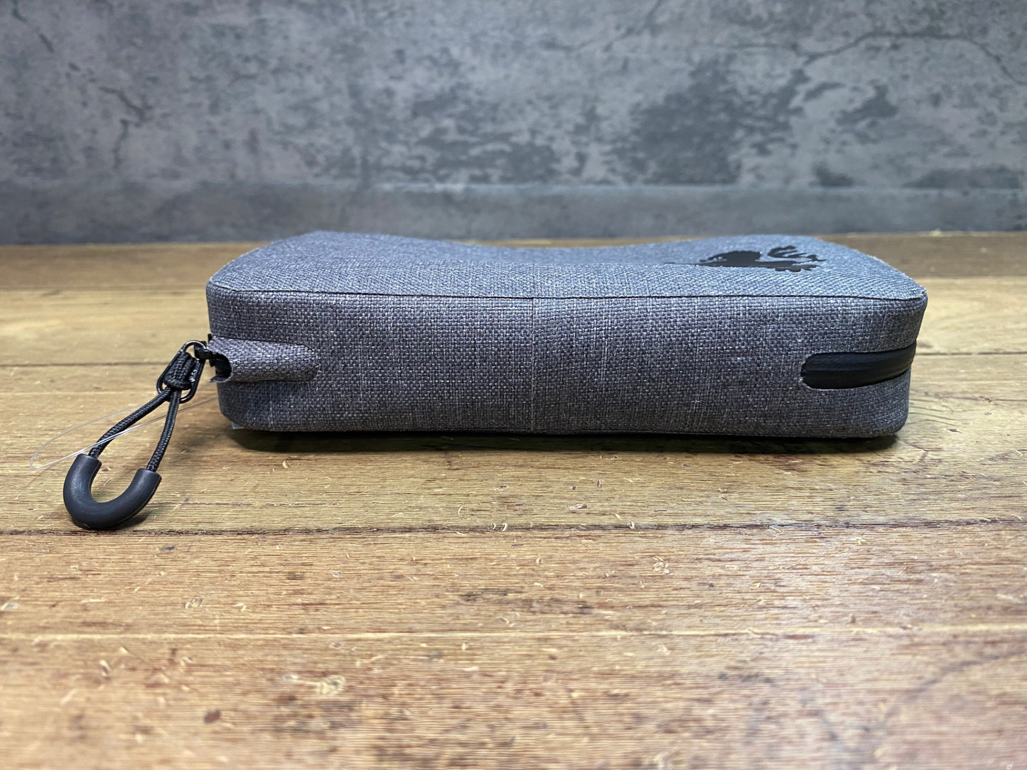 JA992 カペルミュール KAPELMUUR サイクルポーチ グレー