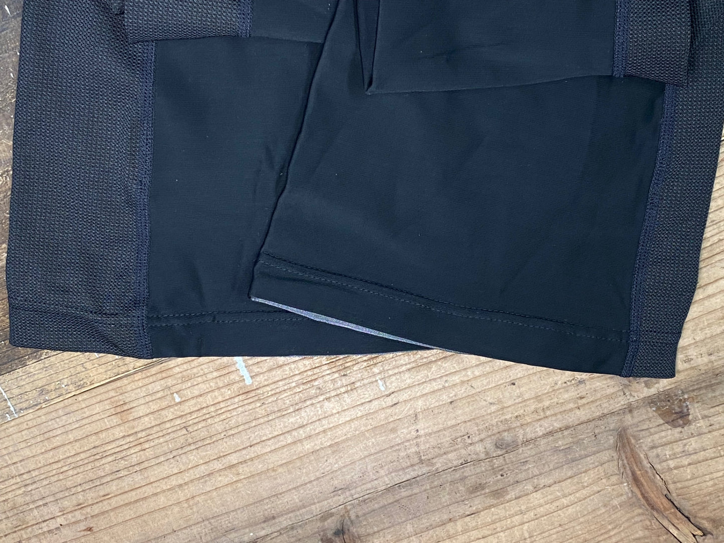 IW436 パールイズミ PEARL iZUMi レッグカバー 黒 M