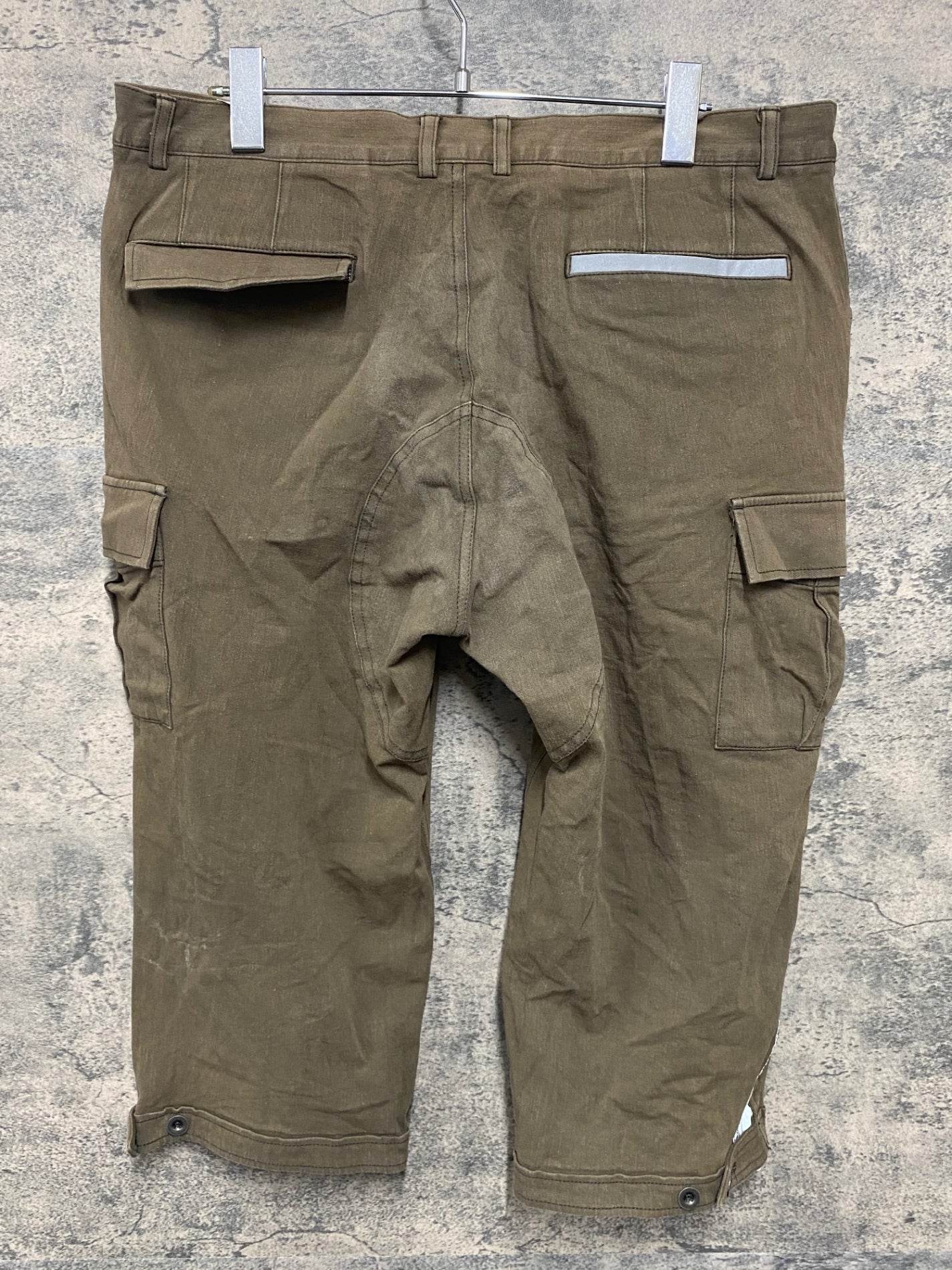 IY663 カペルミュール KAPELMUUR ハーフパンツ カーキ サイズ不明