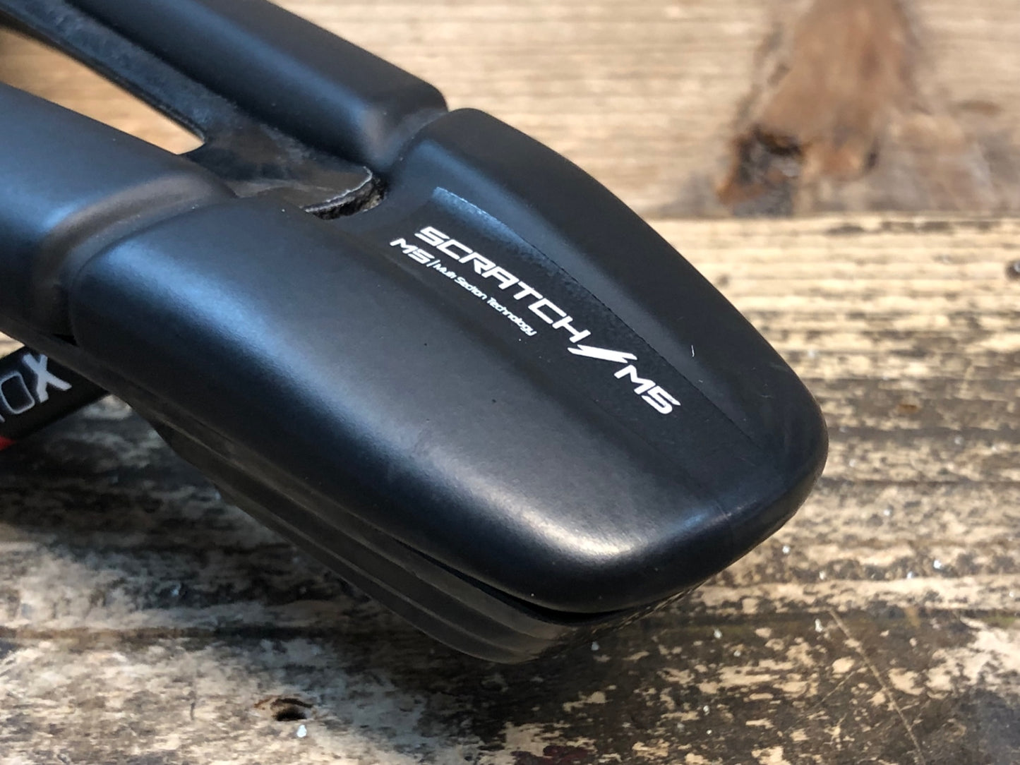 JC141 プロロゴ prologo スクラッチ SCRATCH MS サドル 黒 TiroXレール