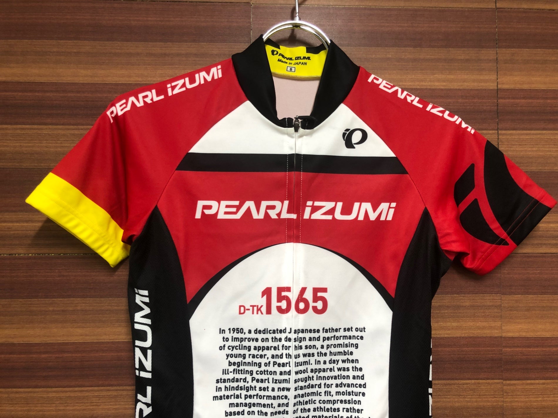 IF503 パールイズミ PEARL iZUMi 半袖 サイクルジャージ 赤 白 黒 レディース S