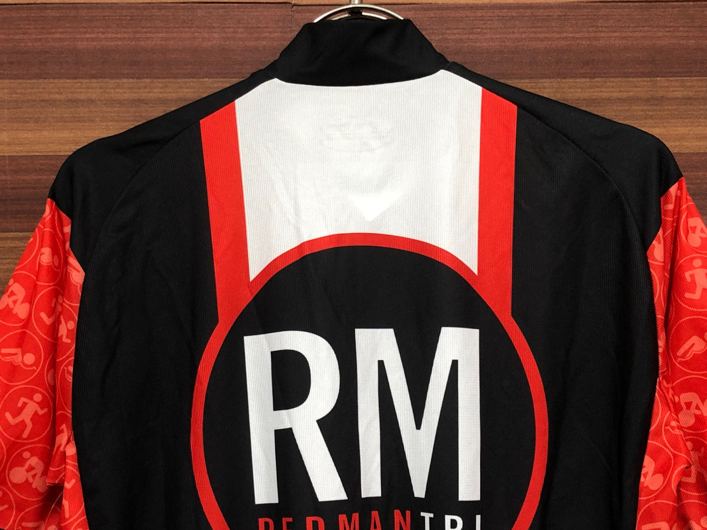 IO330 スゴイ sugoi 半袖 サイクルジャージ 黒白オレンジ S