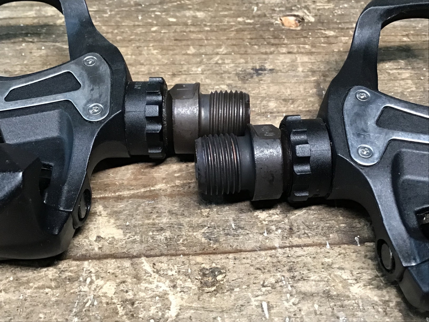 IN677 シマノ SHIMANO PD-R550 ビンディングペダル SPD-SL