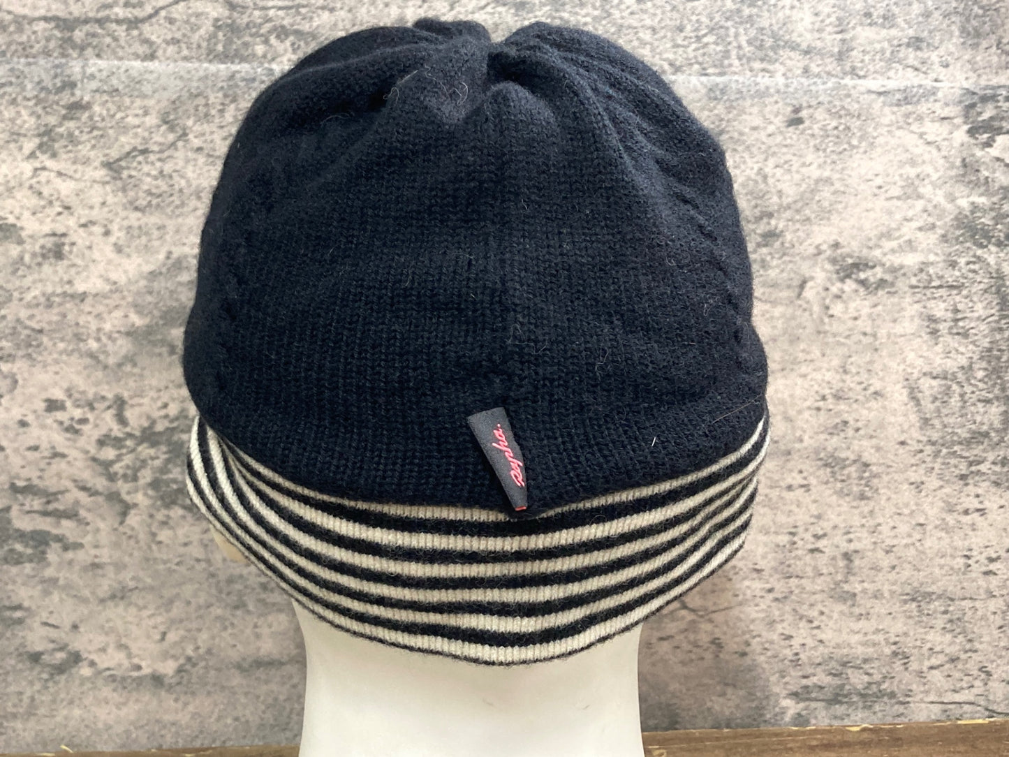 IZ747 ラファ Rapha WINTER WOOL CAP サイクルキャップ 黒