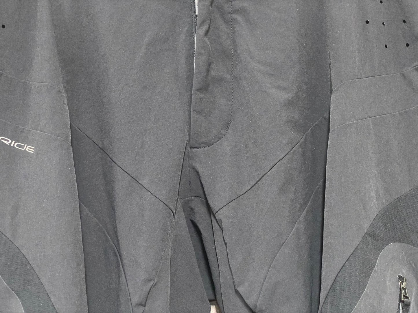 IZ851 マビック MAVIC Men's Altium ERGORIDE Trail Cycling Shorts サイクルパンツ 黒 M