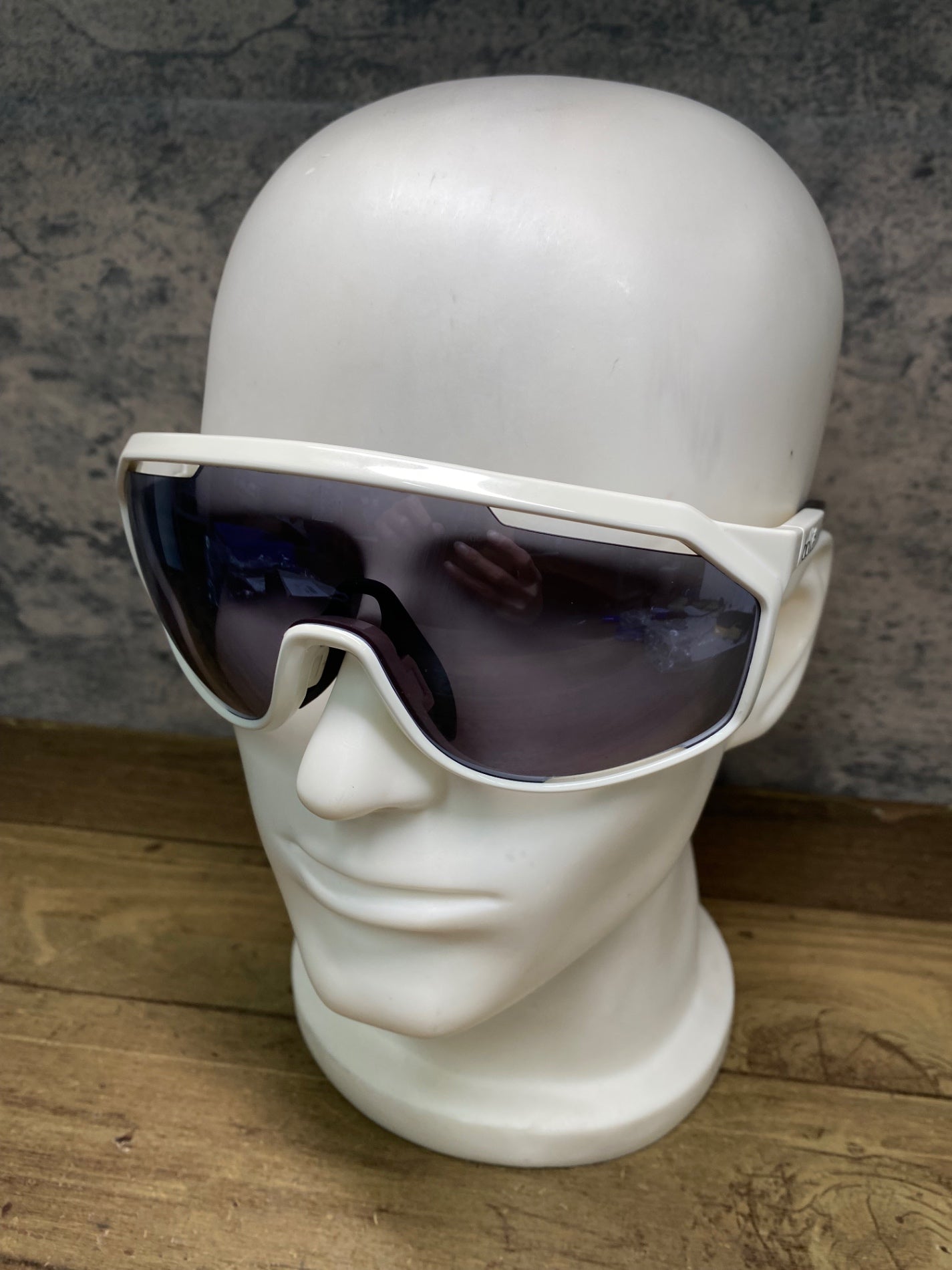 JB339 ボレー bolle CHRONOSHIELD 2 サングラス アイウェア 白