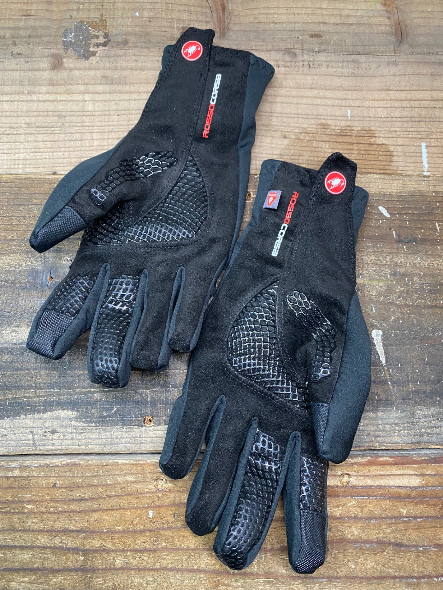 IQ828 カステリ CASTELLI ROSSO CORSA 長指 グローブ 黒 S 裏起毛