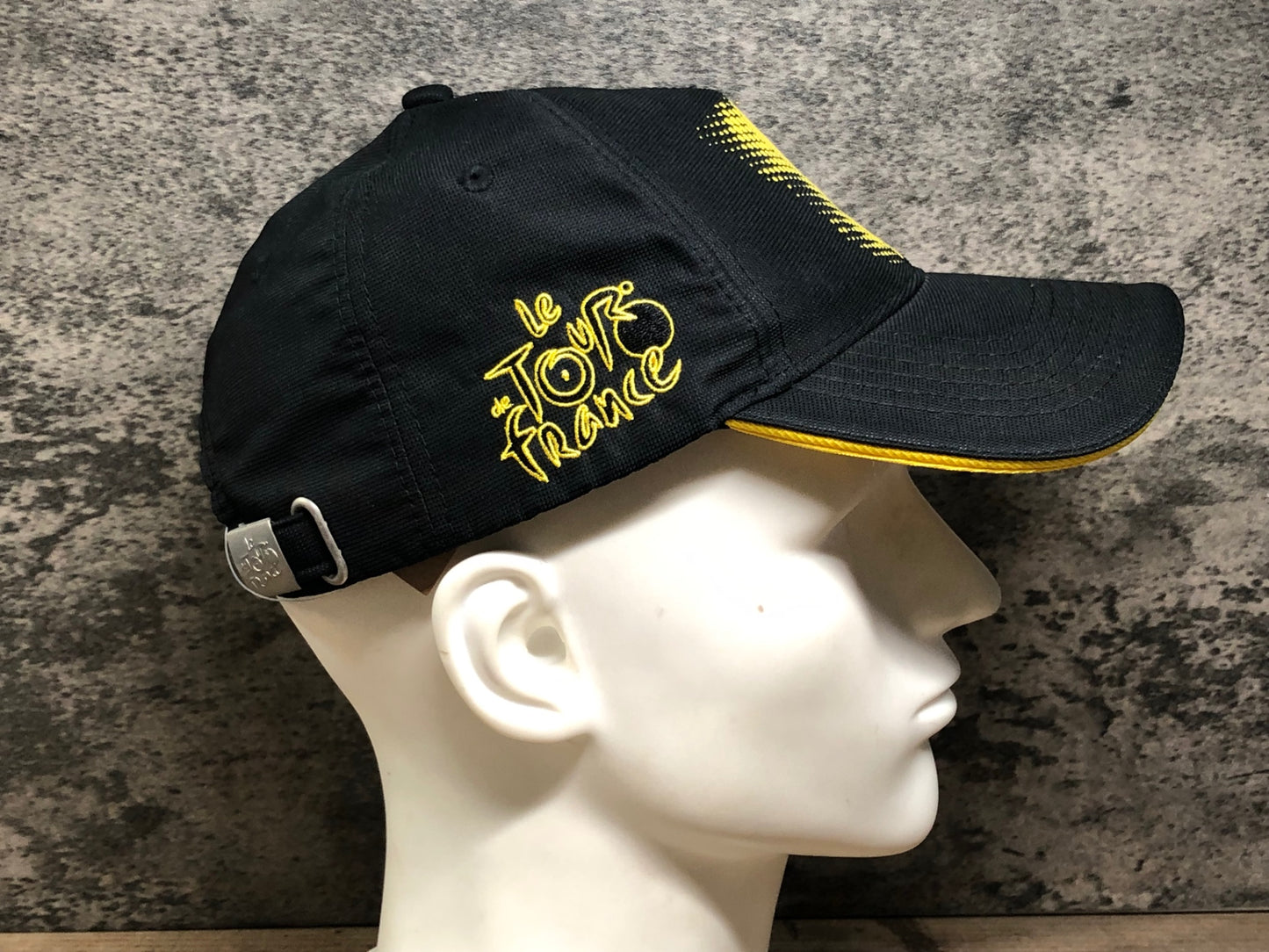 IV595 ツールドフランス Tour de france キャップ 黒 黄 フリーサイズ