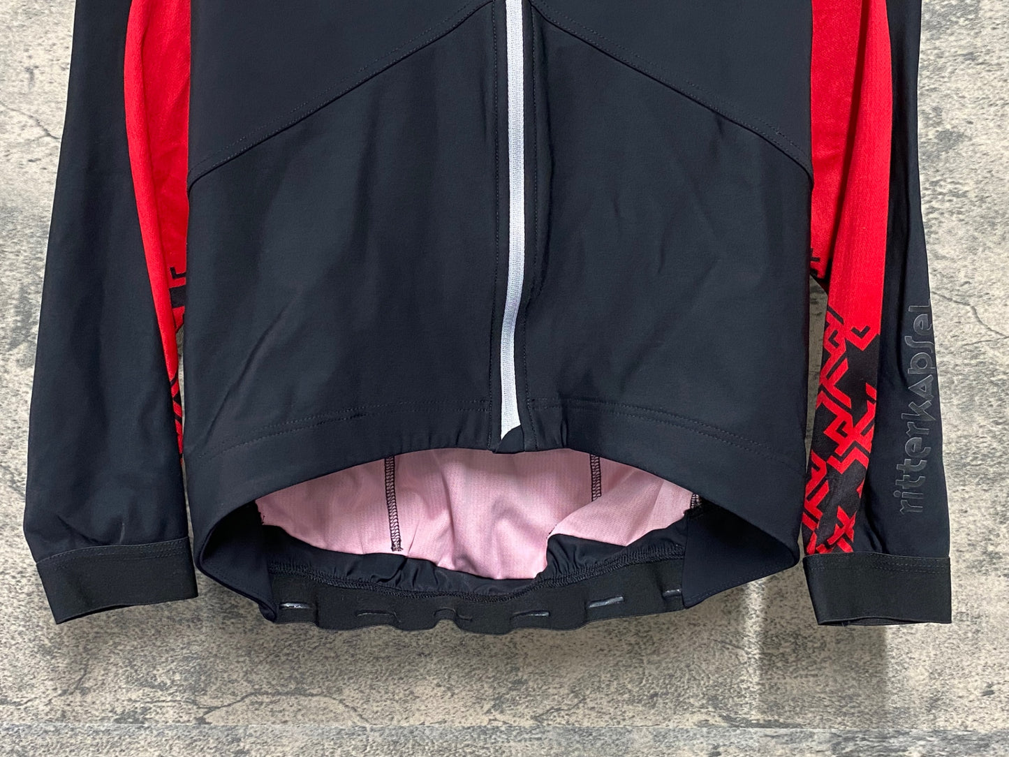 IY684 アソス assos ミレ MILLE GT WIND JACKET 長袖 ウィンドジャケット L 黒 赤