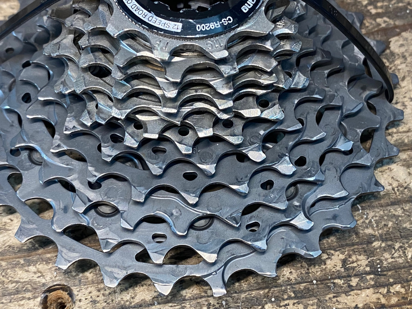 IS574 シマノ Shimano デュラエース DURA-ACE CS-R9200 スプロケット 11-30T