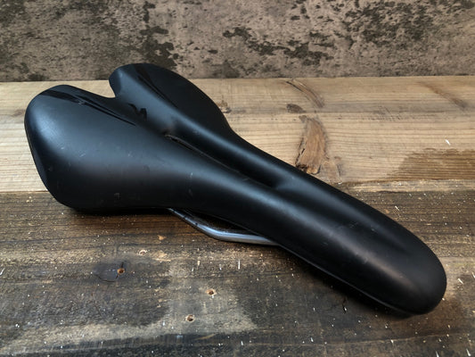 IP417 スペシャライズド SPECIALIZED Power Expert サドル 黒 143mm Hollow Tiレール