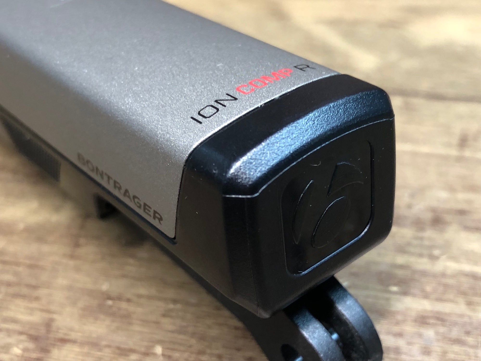 II487 ボントレガー BONTRAGER FLARER CITY ION COMP R フロント