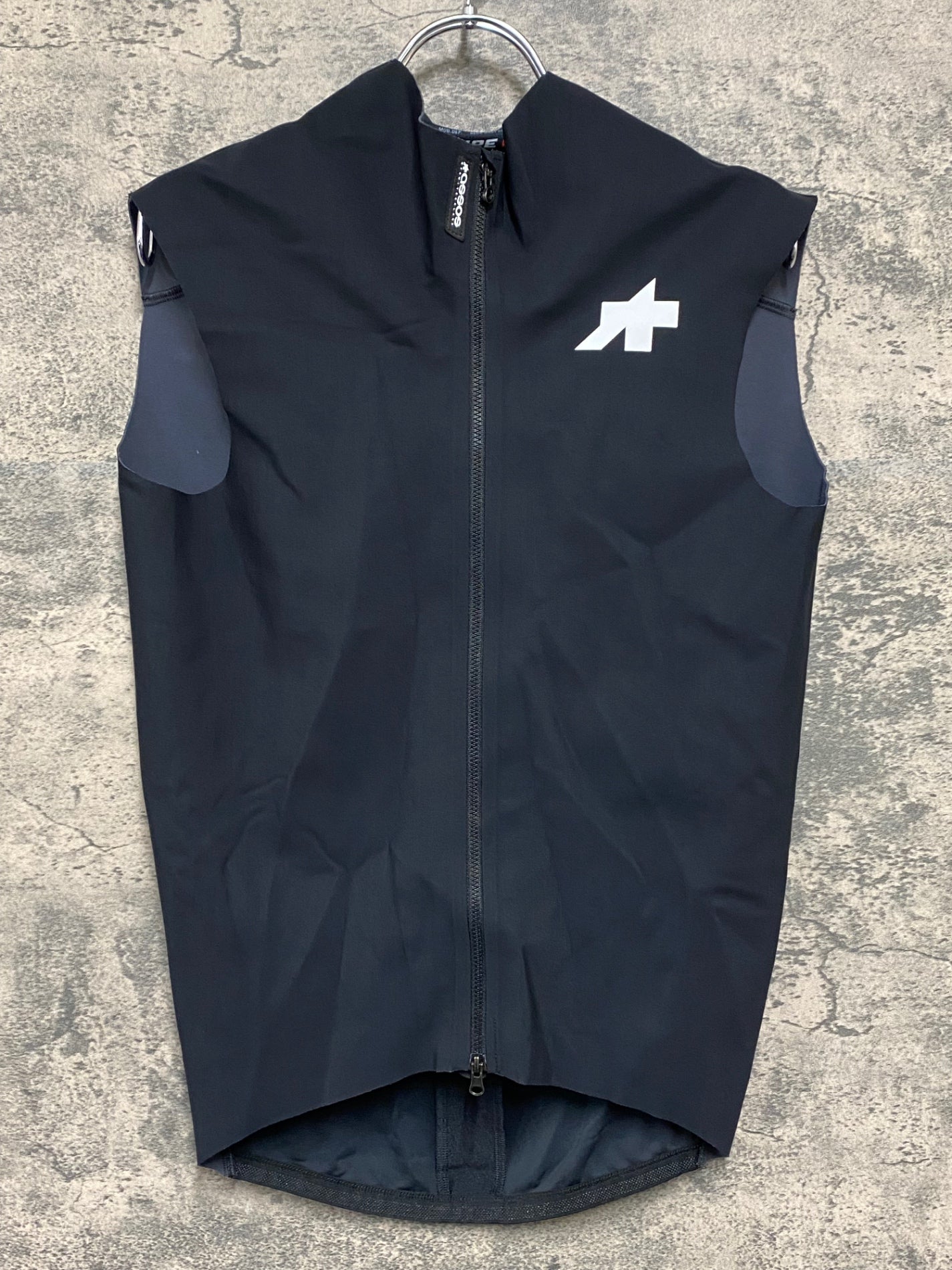 IU536 アソス assos エキップ EQUIPE RS SPRING FALL AERO GILET サイクルベスト ジレ 黒 M