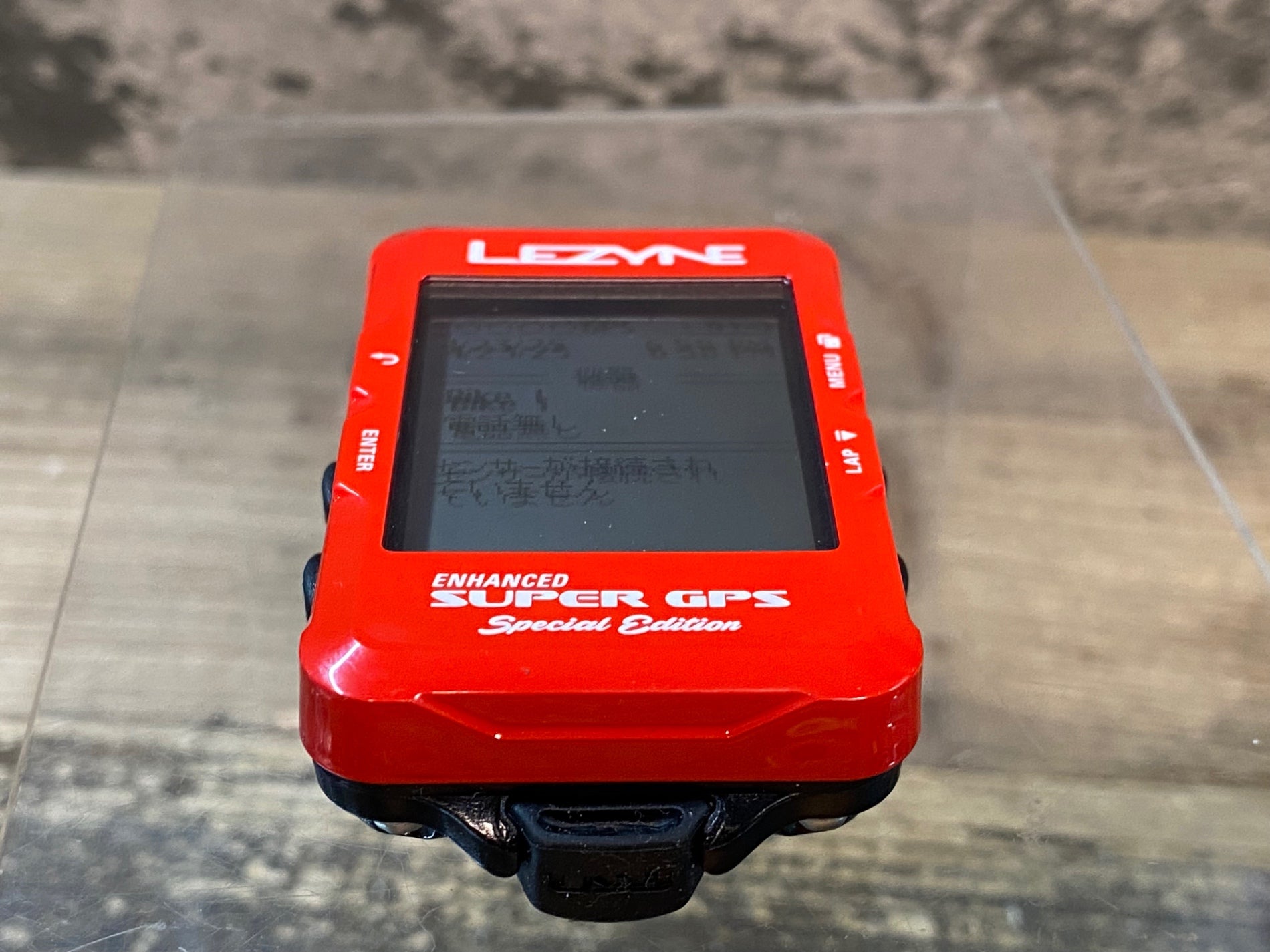 IY279 レザイン LEZYNE SUPER GPS サイクルコンピューター 起動 IY279 レザイン LEZYNE SUPER GPS サイクルコンピューター 起動