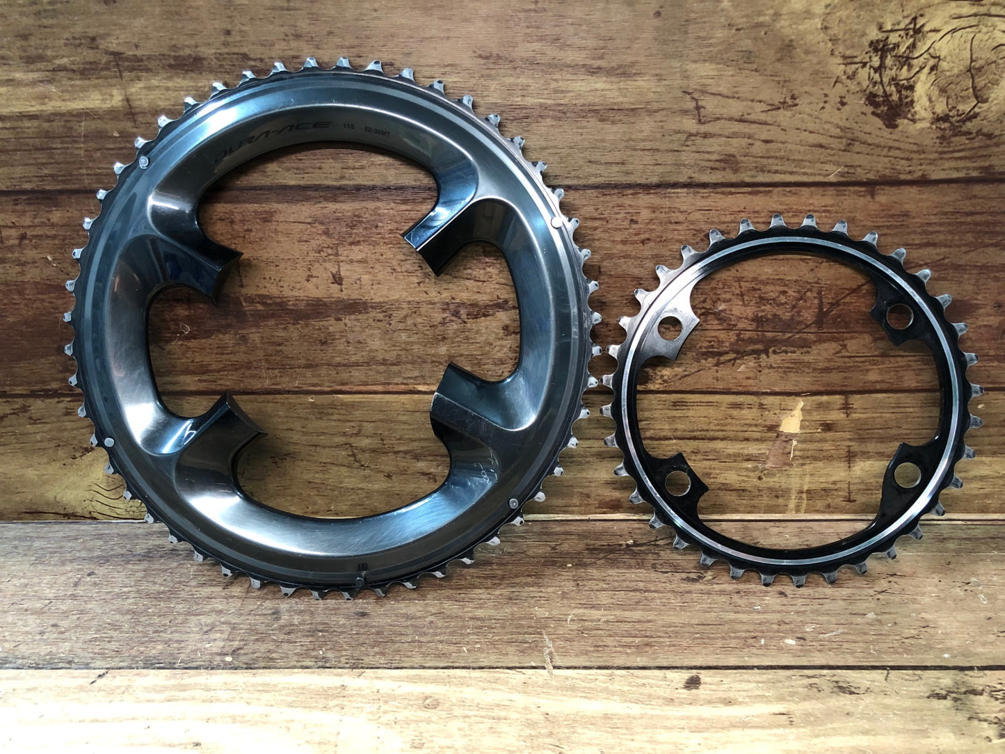 II440 シマノ SHIMANO デュラエース DURA-ACE FC-R9100 52/36T チェーンリングセット