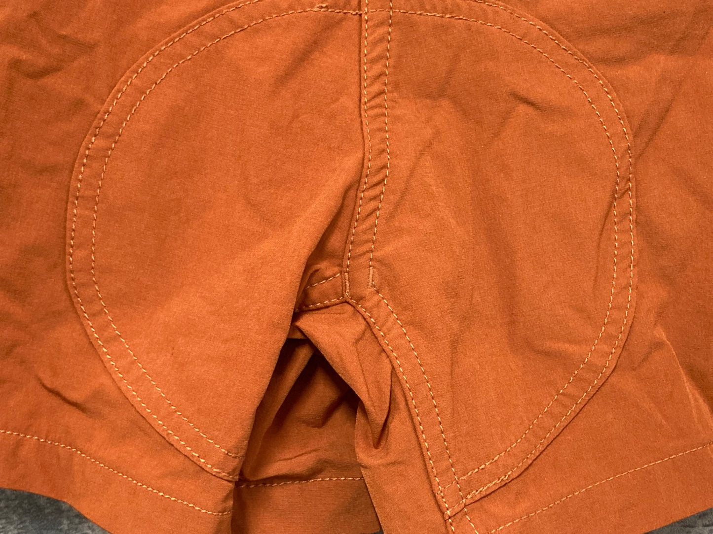 IY190 カペルミュール KAPELMUUR ショートパンツ オレンジ 36