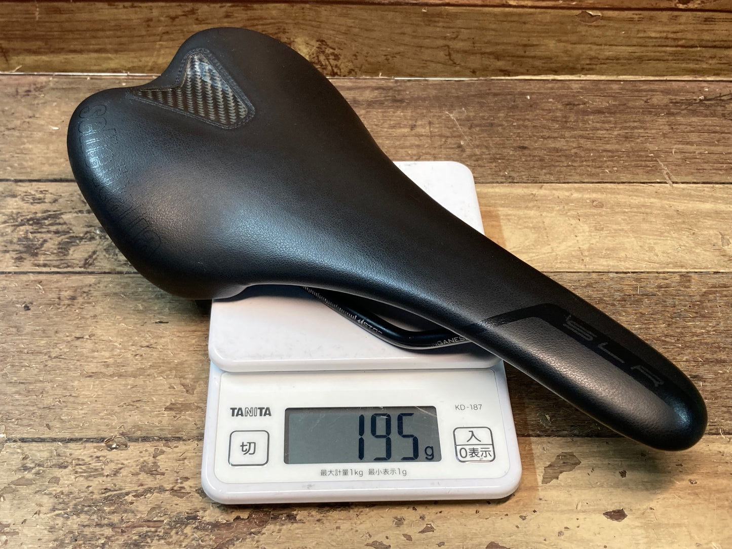 IM372 セライタリア selle italia SLR サドル MANGANESEレール 黒 131mm