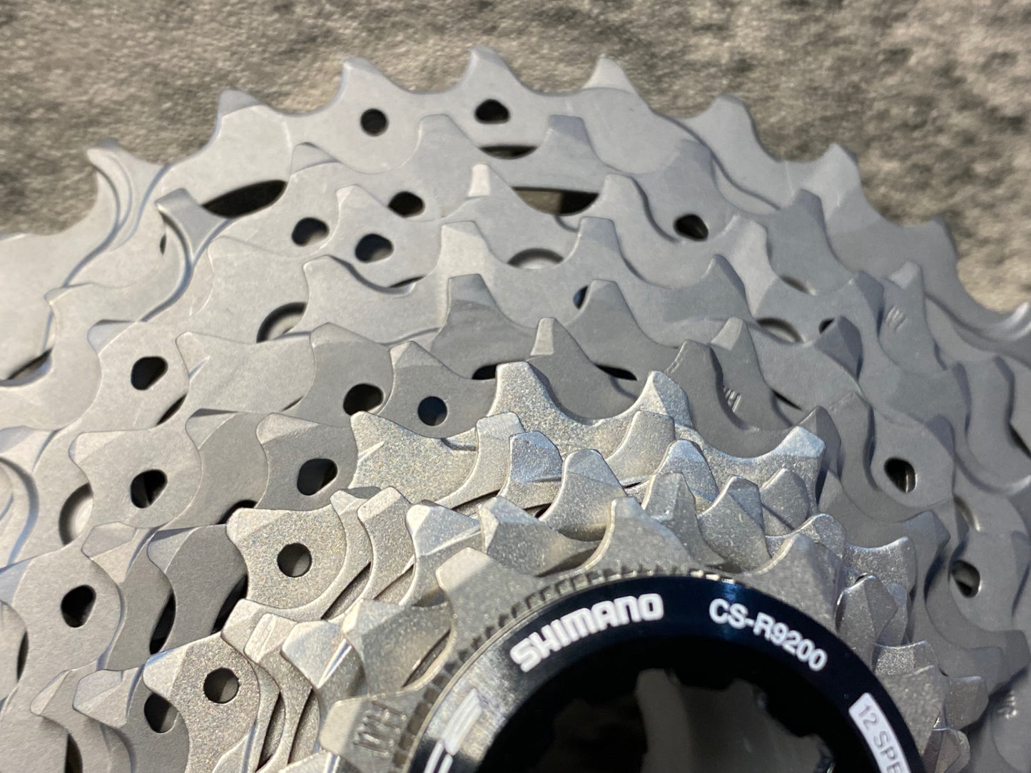 JA046 シマノ SHIMANO デュラエース DURA-ACE CS-R9200 スプロケット 11-34T 12S