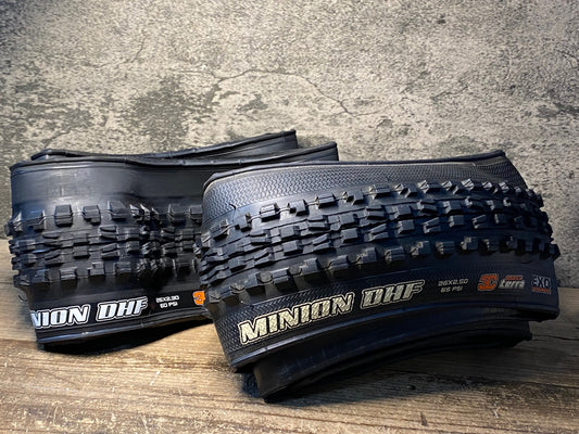 IZ348 マキシス MAXXIS MINION DHF 26x2.5 クリンチャータイヤ