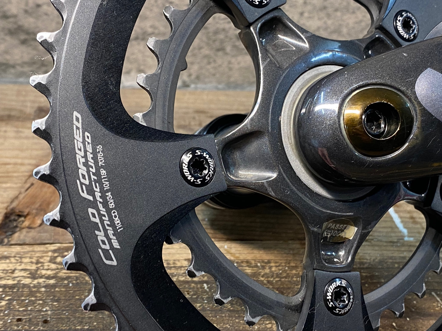 IU590 スペシャライズド S-WORKS カーボン クランクセット 50/34T 167.5mm BCD110 BB30