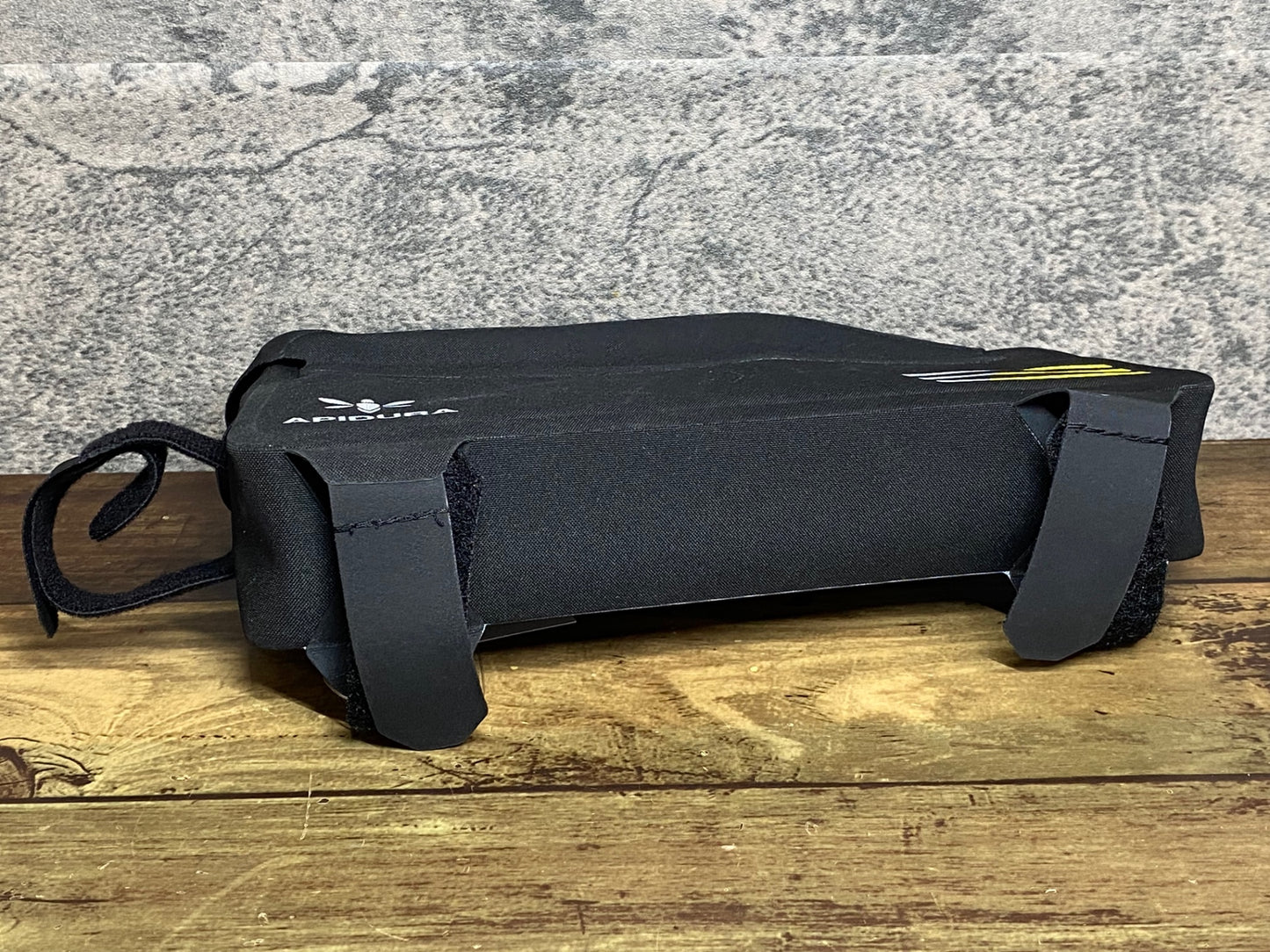 JD356 アピデュラ APIDURA レーシングトップチューブバッグ 黒