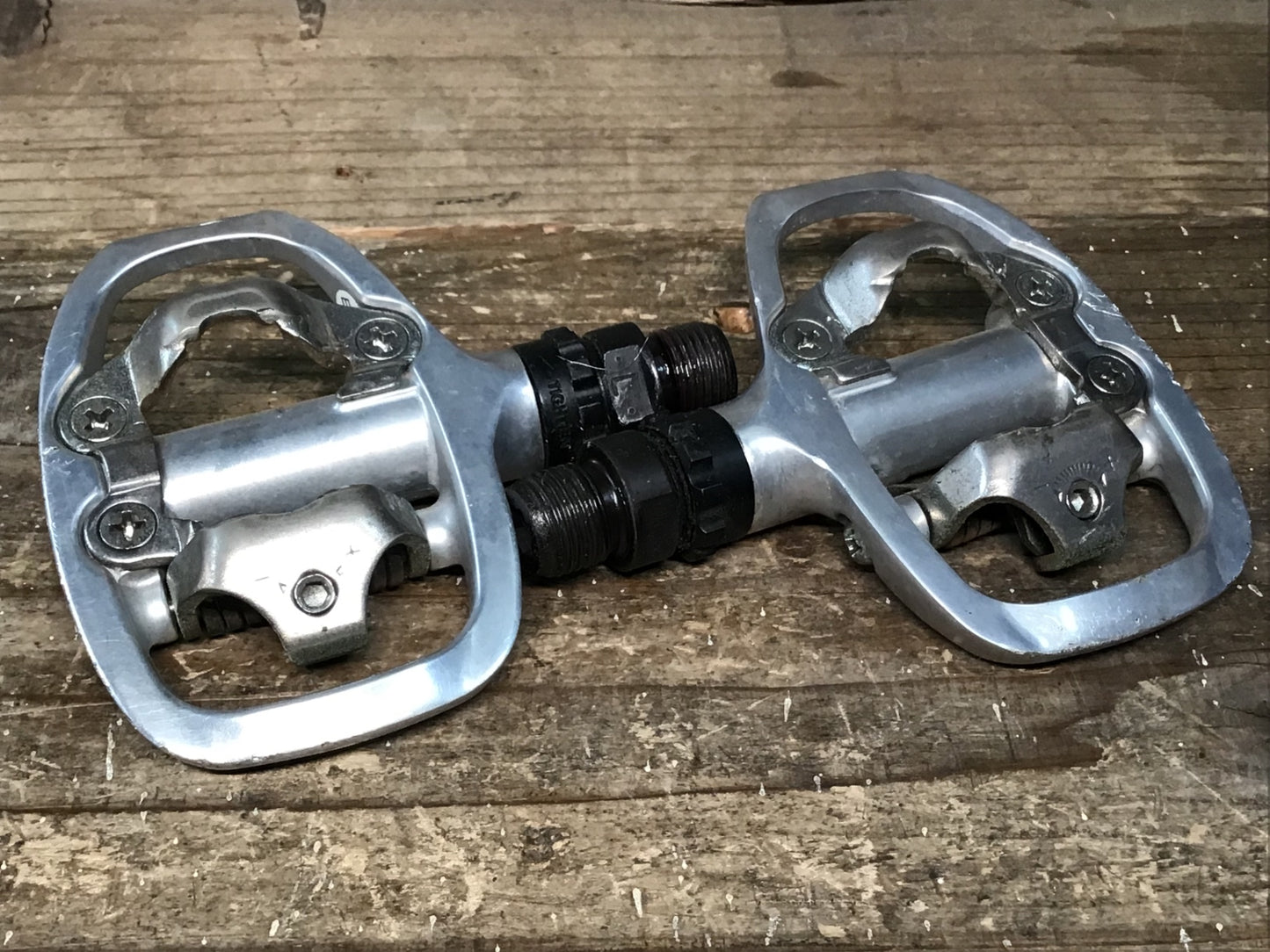 IS489 シマノ SHIMANO PD-A520 ビンディングペダル SPD ※ガリ傷アリ