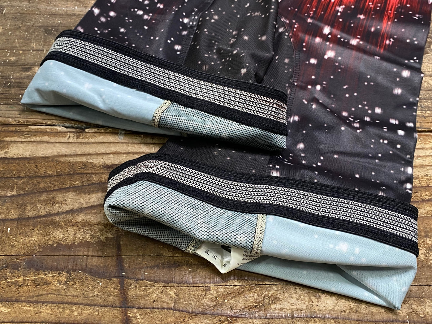 IW369 リブ Liv レッグカバー M