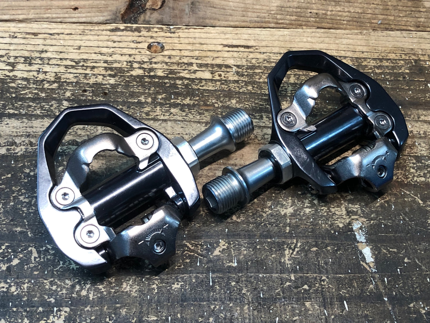 IW055 シマノ SHIMANO PD-ES600 ビンディングぺダル SPD