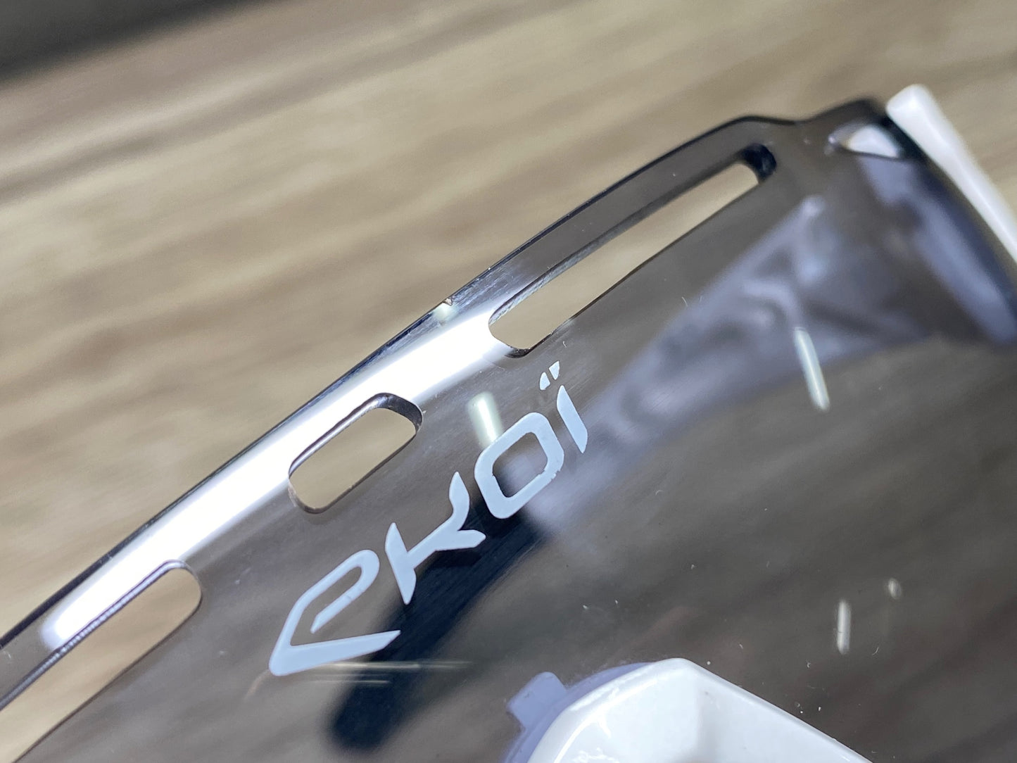 JD498 エコイ EKOI PERSOEVO7 サングラス アイウェア 白 ※レンズ擦れ