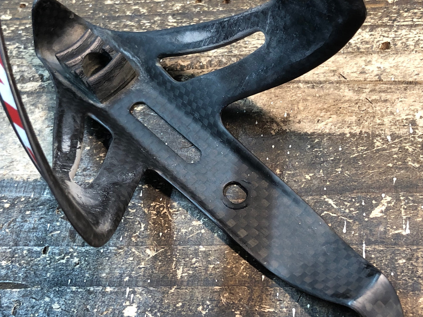 IS494 タイム TIME CARBON MATRIX カーボン ボトルケージ 赤黒 ※擦れあり