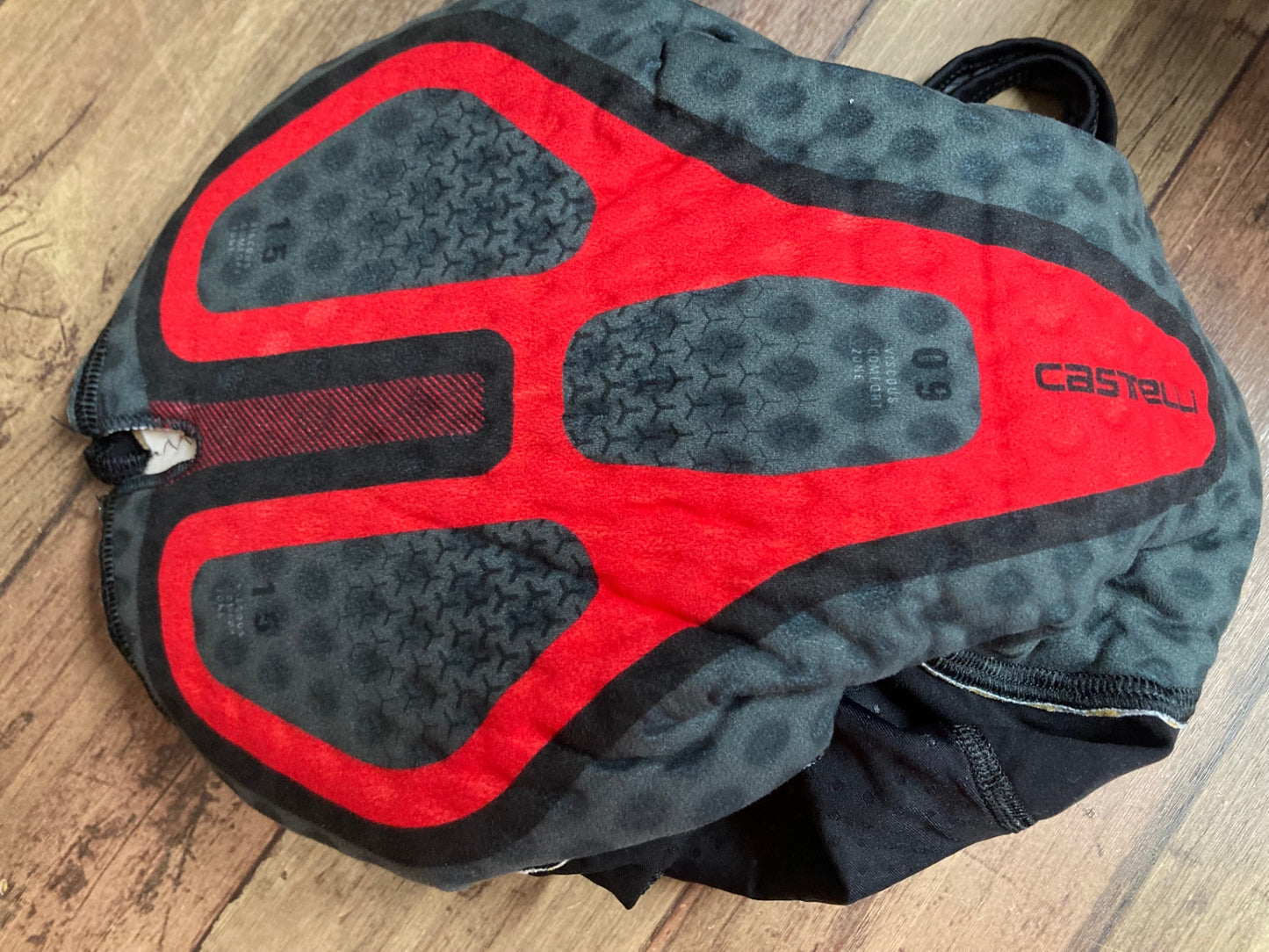 IS778 カステリ CASTELLI ロッソコルサ ROSSO CORSA ビブショーツ 黒 M