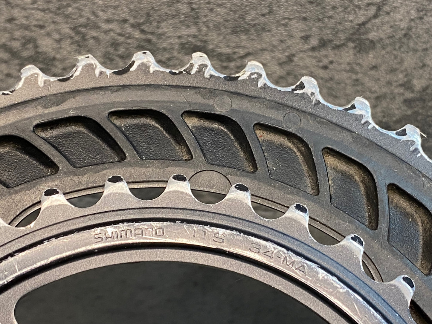 IS889 シマノ SHIMANO 105 FC-5800 クランクセット 11S 50/34T 170mm